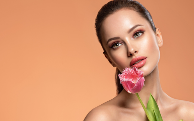 糸リフトのひきつれはいつまで？原因と対処法、後悔しないための対策を解説